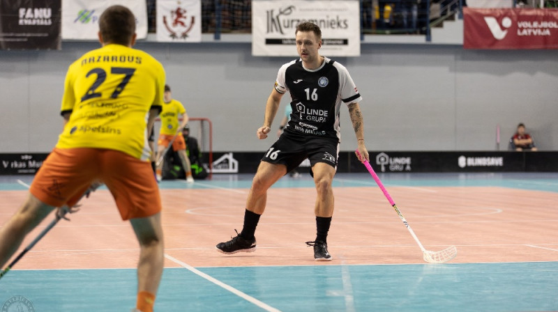 Niklāvs Ērcītis (#16) pakāpies uz 3.vietu līgas visu laiku rezultatīvāko sarakstā, atpaliekot vien no Edgara Gailuma un Normunda Jansona, foto: FK Kuldīga