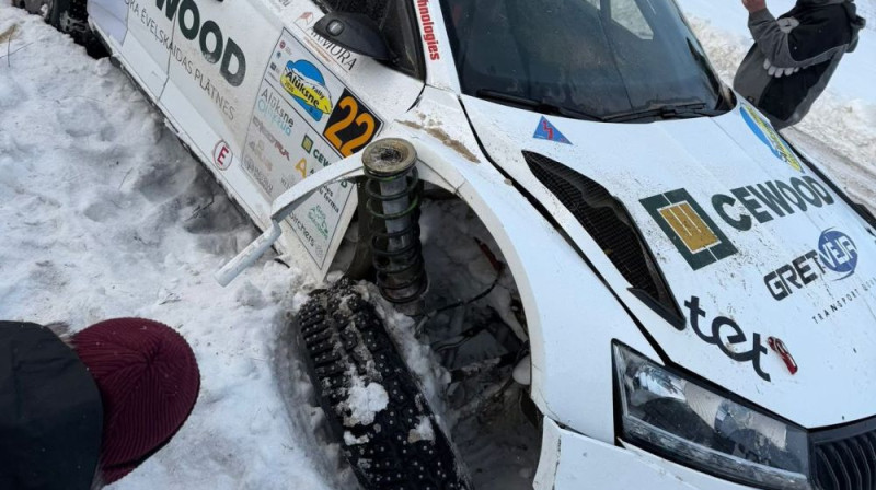 Mārtiņa Seska auto pēc avārijas. Foto: Rally Alūksne