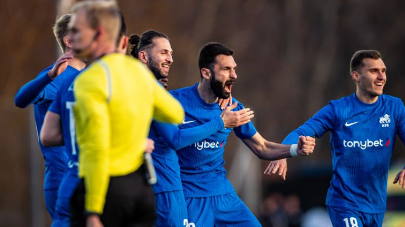 Stefans Paničs svin vārtu guvumu. Foto: Sanita Sparāne/RFS