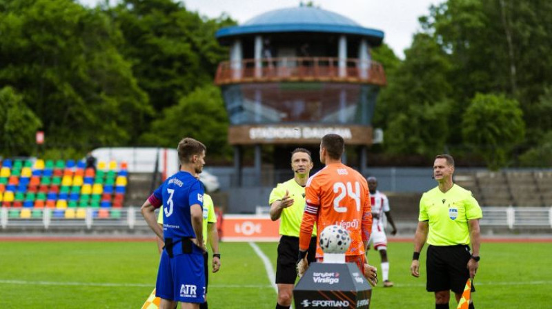 Dāvids Družiņins un Dāvis Ošs. Foto: FK Liepāja