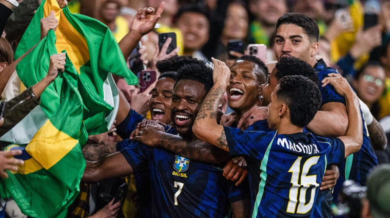 Brazīlijas valstsvienības futbolisti Brisbenā. Foto: Ricardo Nogueira/Sports Press Ph/Scanpix