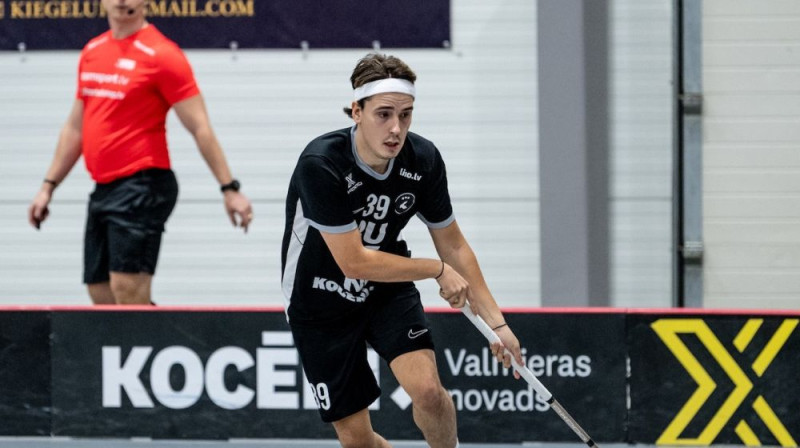 Punktu teicamajai nedēļas nogalei pielika Henri Kukonena vārtu guvums, foto: Jānis Lārmanis, Floorball.lv