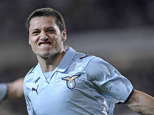 Zarate aicina Pandevu palikt "Lazio"