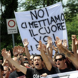 ''AC Milan'' līdzjutēji protestē