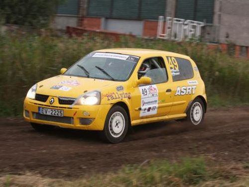 16 gadus vecs angļu skolnieks apmierināts ar startu Kurzemes rallijā