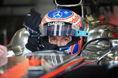 Batons: ''"McLaren'' ir spējīga cīnīties par uzvarām''
