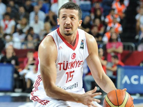 Turkoglu: "Visi deva ieguldījumu šajā uzvarā"