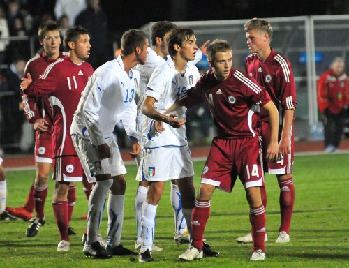 U-19 futbolisti sāk ar neveiksmi pret itāliešiem