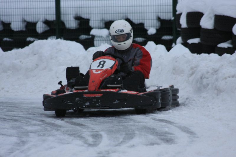 Mančinskis sezonas priekšpēdējā aplī izcīna Openkart čempiona titulu