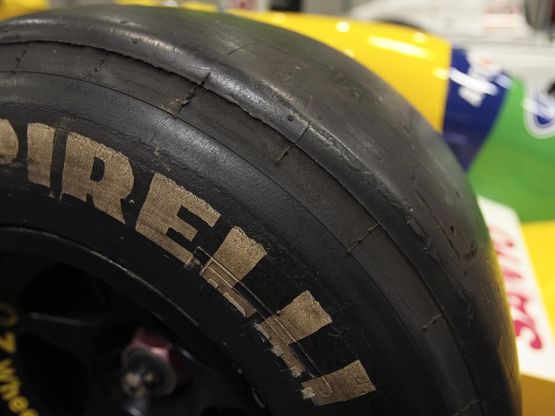 F1 nedēļa. "Pirelli" liek padomāt