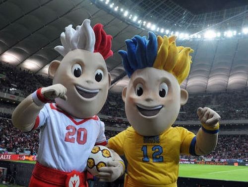 Polijā un Ukrainā futbola karnevāls - klāt "Euro2012"