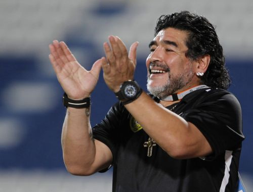 Maradona kritizē FIFA: "Tā ir pretīga iestāde"
