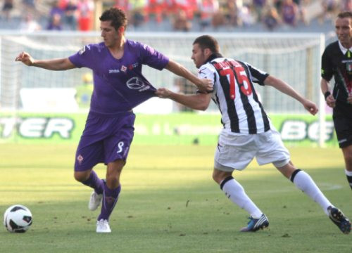 "Fiorentina" nospiež "Udinese", arī "Juventus" sāk ar uzvaru