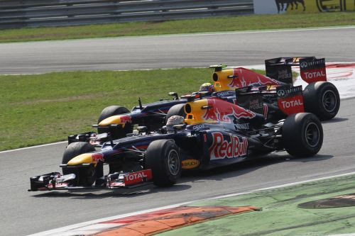''Red Bull'' Japānas F1 kvalifikācijā izcīna dubultuzvaru