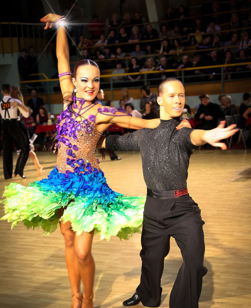Latvijas deju pāriem veiksmīgs starts spēcīgajā konkurencē „Magic dance” Ķīpsalā