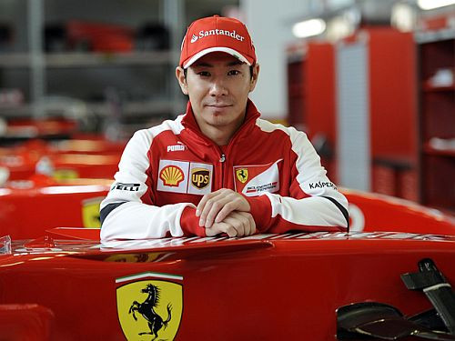 Kobajaši aizvadījis pirmos F1 testus "Ferrari" komandā