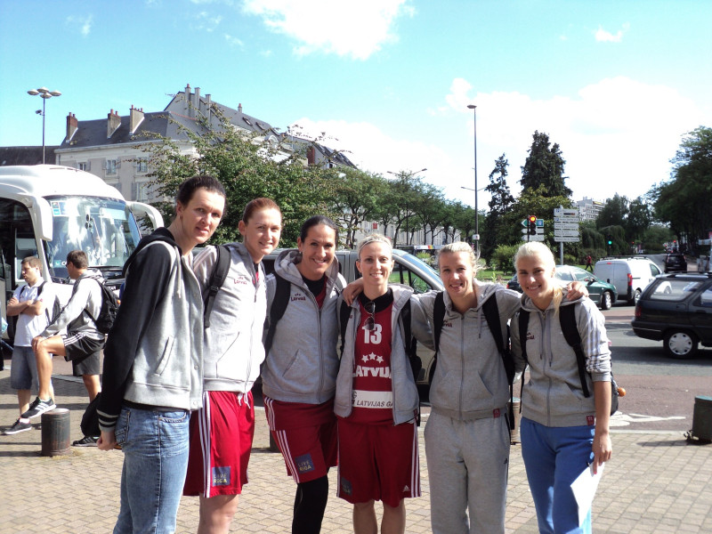 Basketbolistēm traks ceļš uz Franciju (+foto)