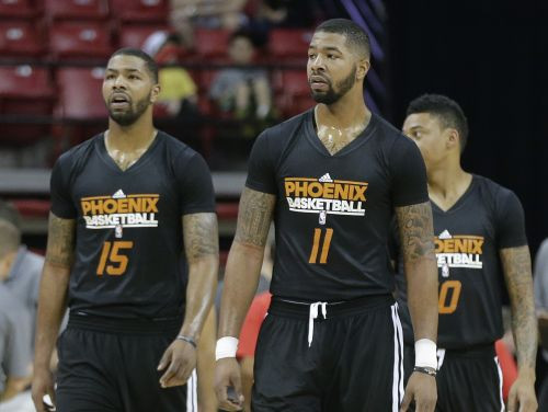 NBA Vasaras līgā bez zaudējumiem turpina "Warriors" un "Suns"