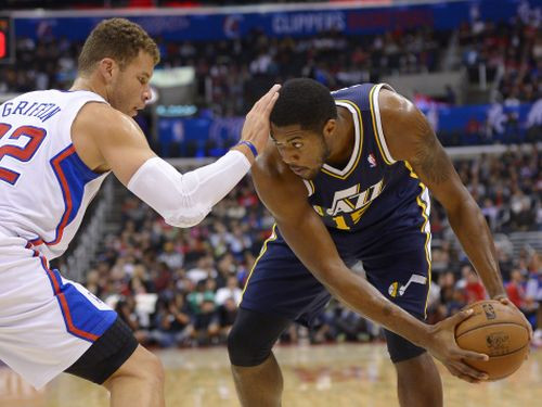 "Jazz" bez Biedriņa zaudē "Clippers", Odens atgriežas NBA