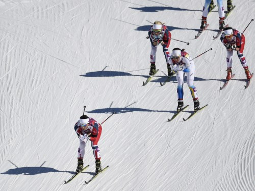 Ar uzvaru skiatlonā Bjergena kļūst par četrkārtējo olimpisko čempioni