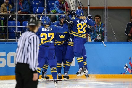 Zviedrijas un Šveices sievietes iekļūst olimpisko spēļu pusfinālā, Krievija netiek