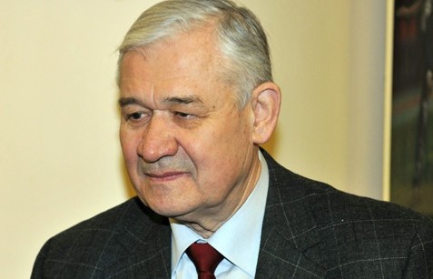 Vladimiram Jurzinovam - 75