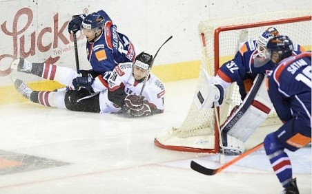 Latvijas hokeja izlasei "Slovakia Cup2014" zaudējums mājiniekiem