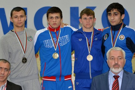 Cīkstonis Jurčenko iegūst sudraba medaļu Eiropas U17 čempionātā