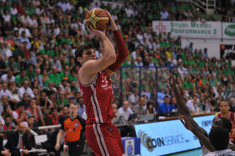Itālijas finālsērijas MVP Džentilem līgumus piedāvā "Rockets", CSKA