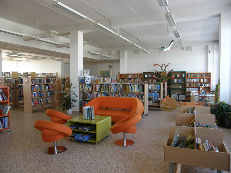 Pavasara brīvlaikā skolēnus aicina apmeklēt brīvā laika centrus un pilsētas bibliotēkas