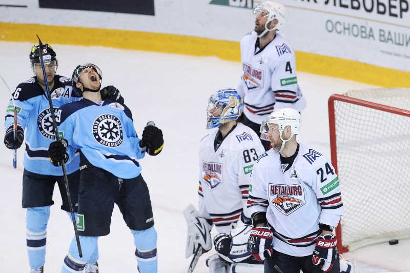 "Sibir" trešo reizi uzveic "Metallurg", CSKA vairākums nogremdē "Jokerit"