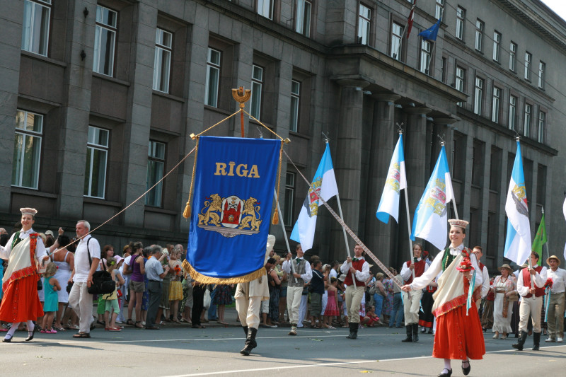 Rīgu XI Latvijas Skolu jaunatnes dziesmu un deju svētkos pārstāvēs 302 kolektīvi