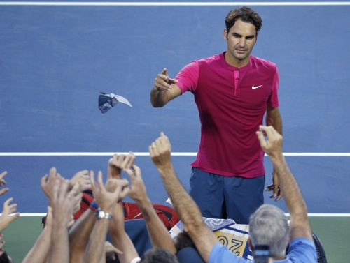 Federers apspēlē Mareju, sasniedzot septīto Sinsinati finālu