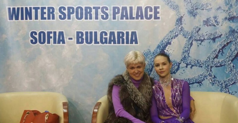 Daiļslidotāja Kučvaļska ar valsts rekordu izcīna 2. vietu Sofijā
