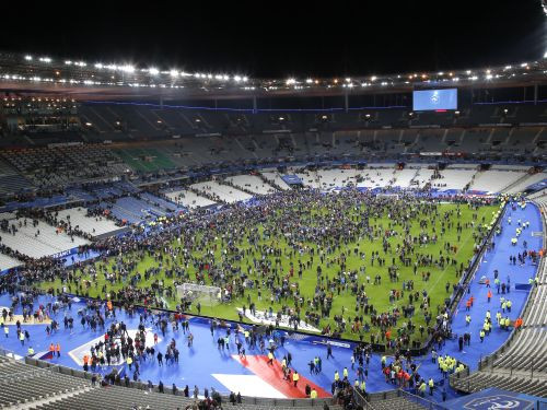 Terorakti Parīzē iedragā arī "Stade de France" un Francijas-Vācijas spēli