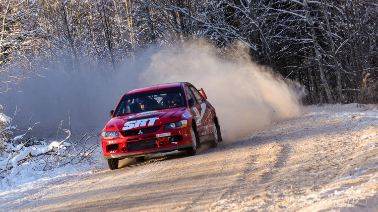 Sirmaci testos pieviļ vecais auto, sportists brauks uz ''Mitsubishi Lancer Evo IX''