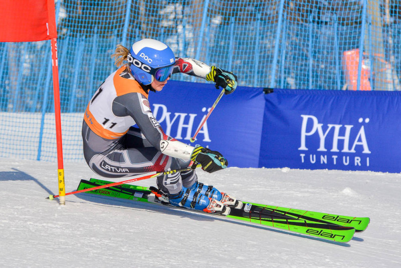 Otrajā FIS milzu slalomā L.Gasūna vēlreiz uzvar, K.Zvejnieks trešais (video)