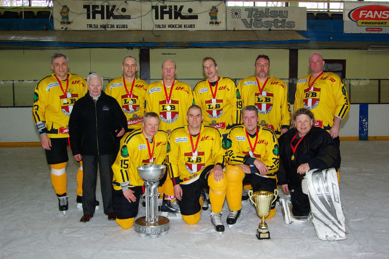 Noslēdzies LHF veterānu hokeja čempionāts