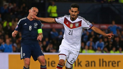 Vācijas izlases pussargam Gindoanam ies secen arī "Euro 2016"