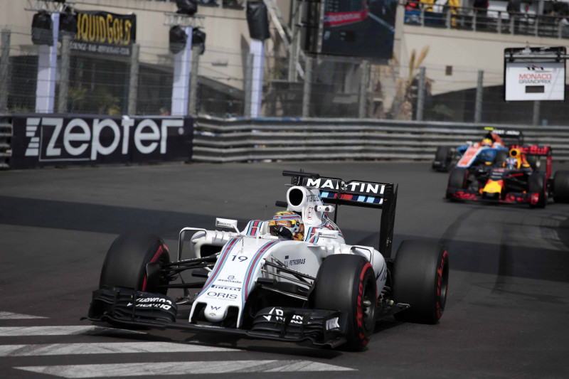 Felipe Masa sāk pārrunas ar "Williams" un "Renault" komandām