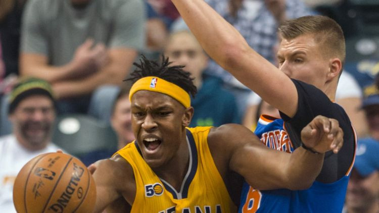 Porziņģis trāpa četrus tālmetienus, "Knicks" zaudē tiešajai konkurentei