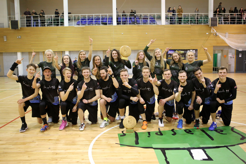 Latvijas čempionātā triumfē "Valmiera" un "Salaspils WT"
