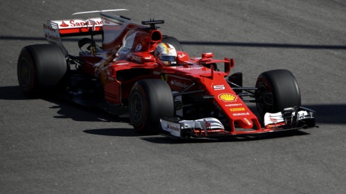 "Ferrari" pirmā dubultuzvara kvalifikācijā gandrīz deviņu gadu laikā