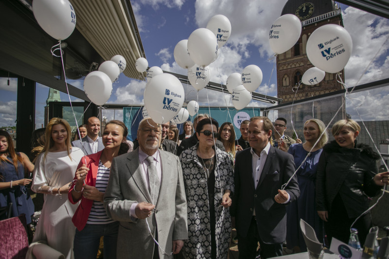 Izcili Latvijas dzejnieki un mūziķi satiekas festivāla “Bigbank Latvijas pērles” prezentācijas pasākumā