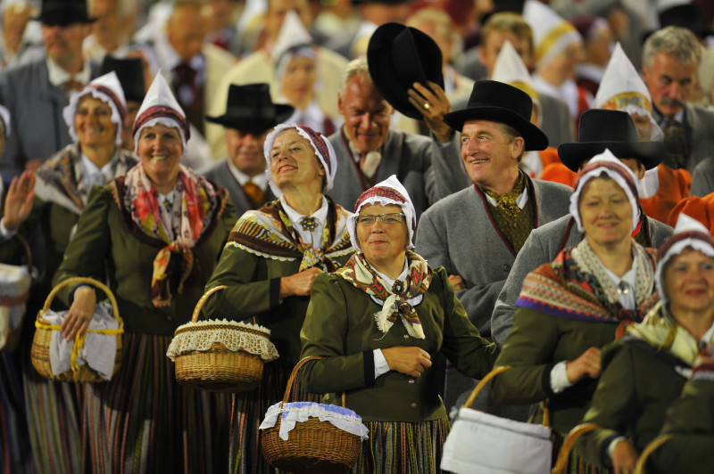 Latvijas senioru deju kolektīvi “Četrus vējus” izdejos Ventspilī