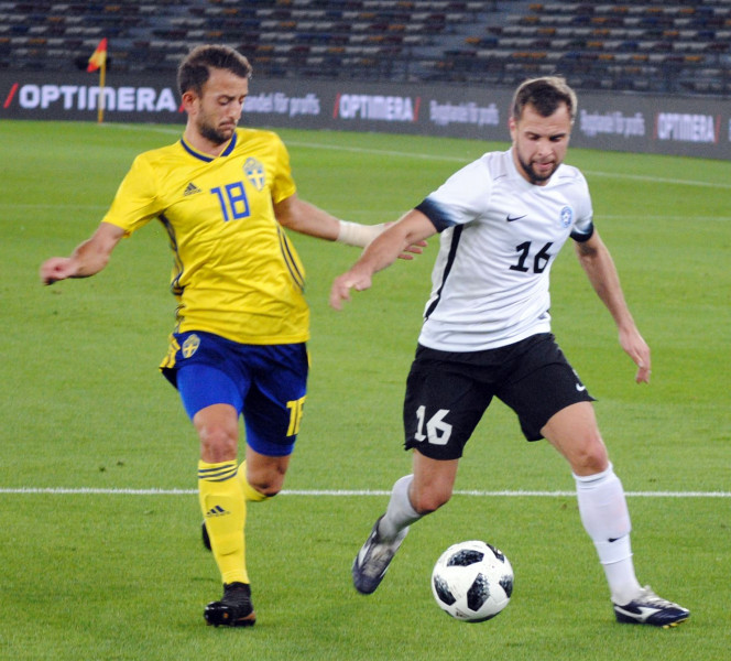 Igaunijas futbolisti pārbaudes spēlē izlaiž uzvaru pār Zviedriju
