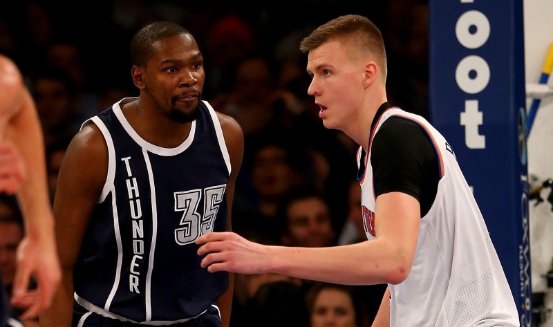 Medijs: Ja "Knicks" vilcināsies, šovasar Porziņģim līgumu varētu piedāvāt arī "Spurs"