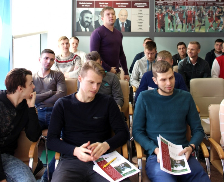 Cauņa, Kļava, Afanasjevs un citi uzsāk mācības C-LFF treneru kursos