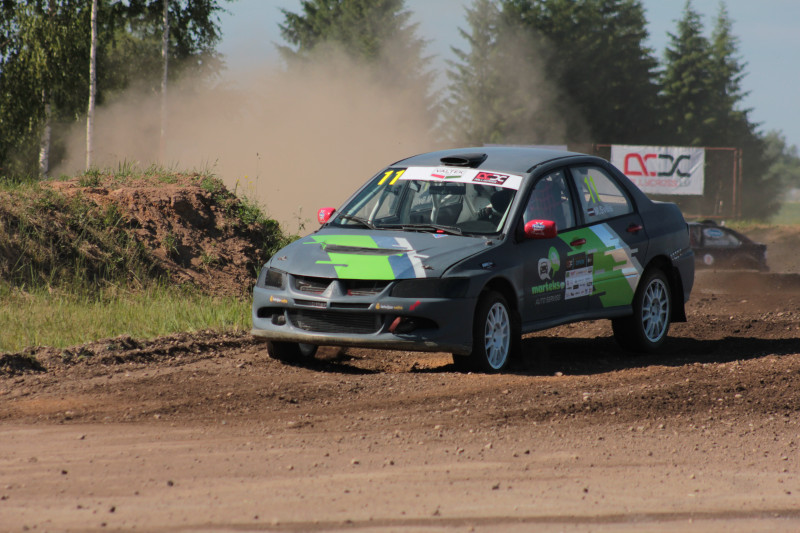 Mārtiņš Svilis izcīna uzvaru Latvijas rallijkrosa čempionāta 2.posmā