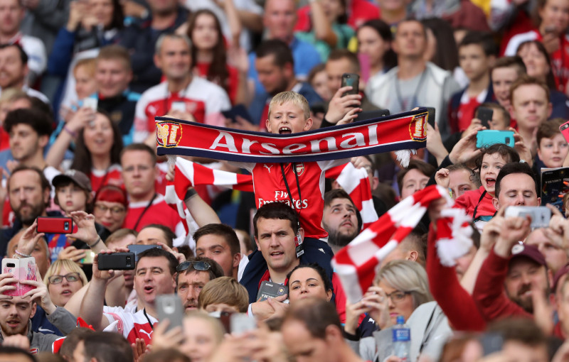 Amerikāņu miljardieris Krounki pilnībā pārņems kontroli pār "Arsenal" klubu